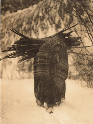 A HEAVY LOAD — SIOUX EDWARD CURTIS NORTH AMERICAN INDIAN PHOTO